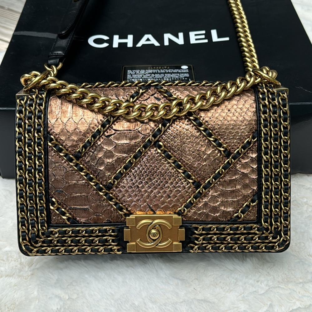 Chanel limited edition medium python boy bag - Picture 14 of 16